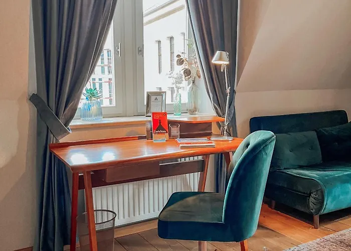 Apartmenthaus Am Dom Maisonette Sd Mit Parkplatz