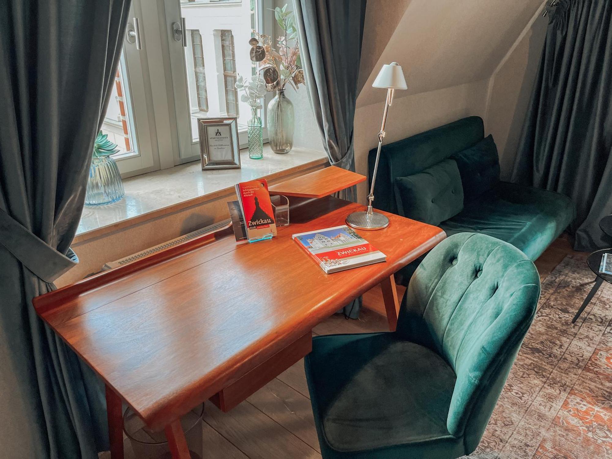 Apartmenthaus Am Dom Maisonette Sd Mit Parkplatz Apartment Zwickau